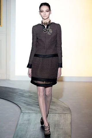 Look 17